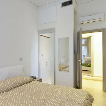 A Due Passi Dal Colosseo Bed & Breakfast